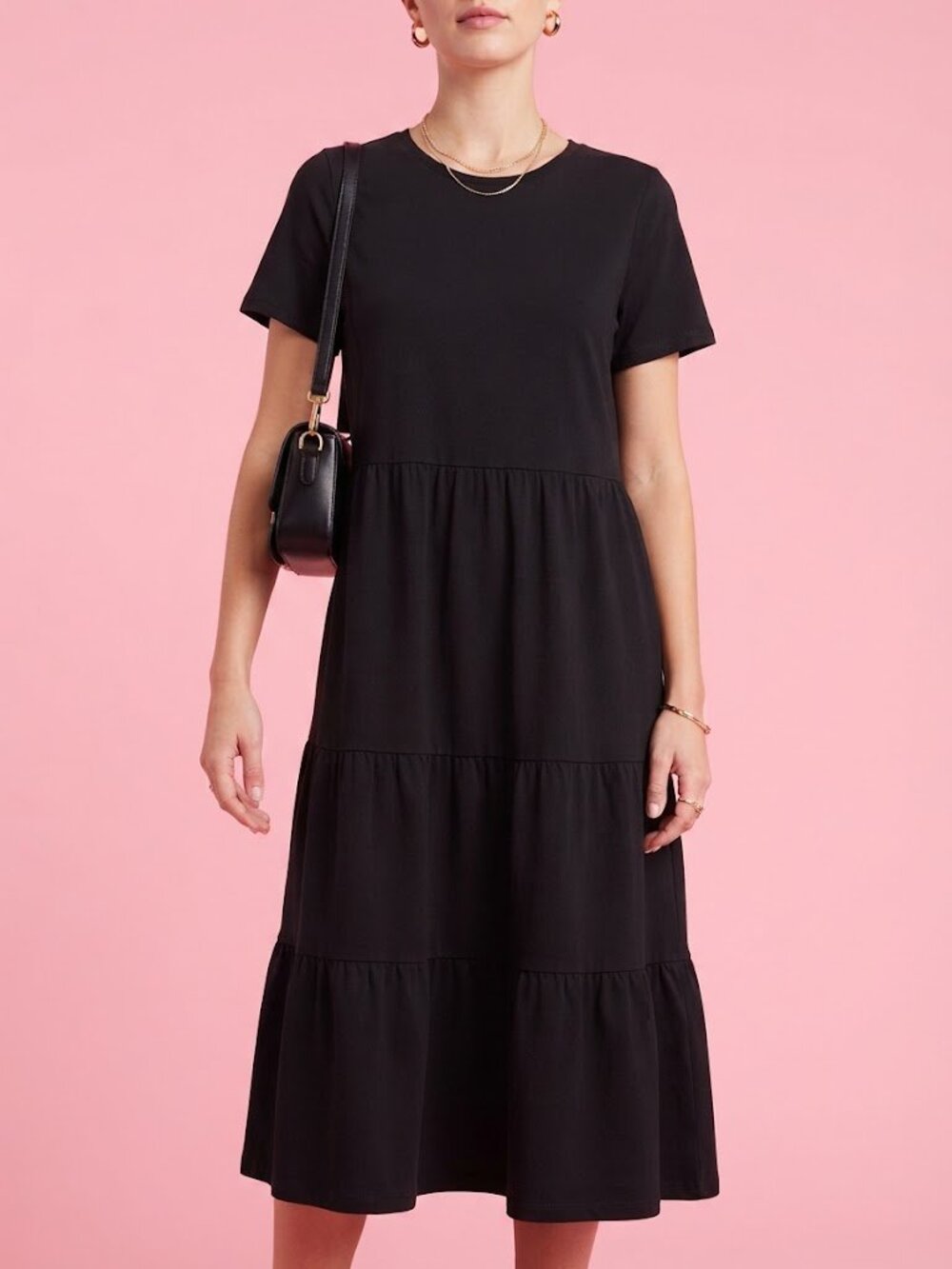 Old Navy Black Short Sleeve Tiered Midi Dress
